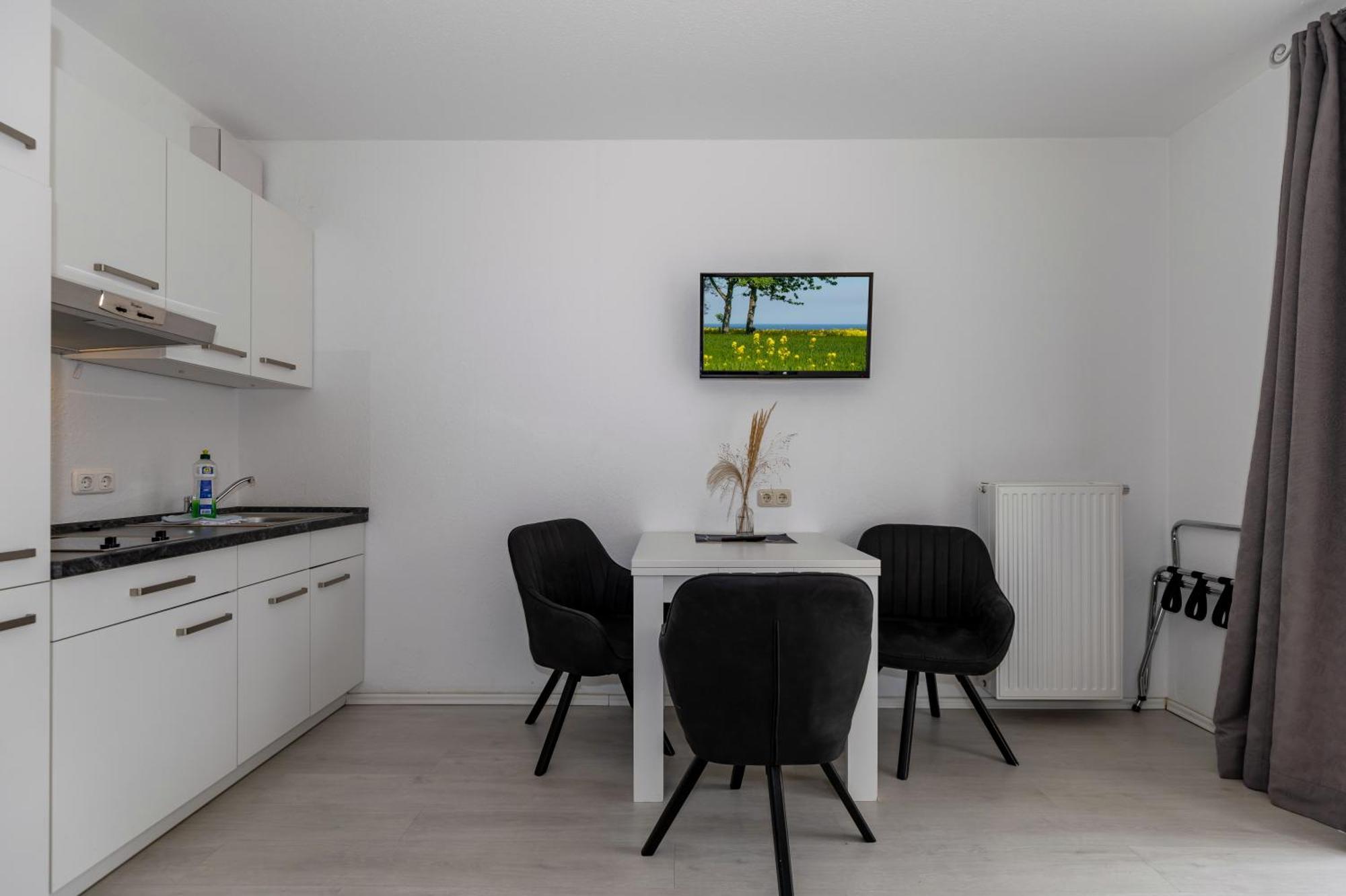 Hotel Zur Traube Ostseebad Kühlungsborn Esterno foto